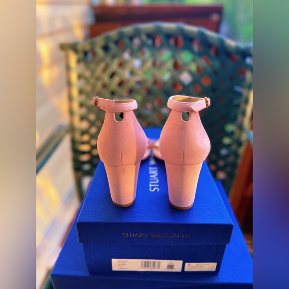 Stuart Weitzman Nearlynude Sandal 5.5B - Picture 5 of 6
